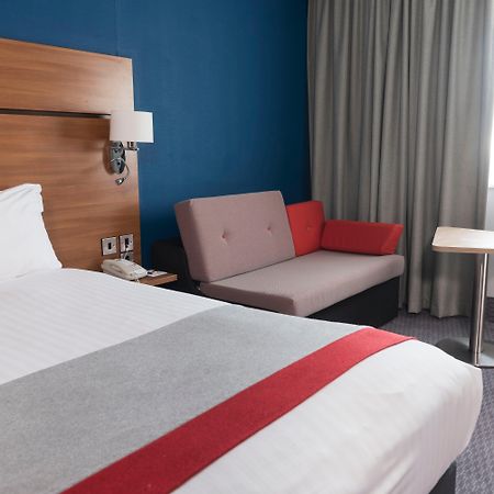 Holiday Inn Express Birmingham Star City By Ihg Exterior photo