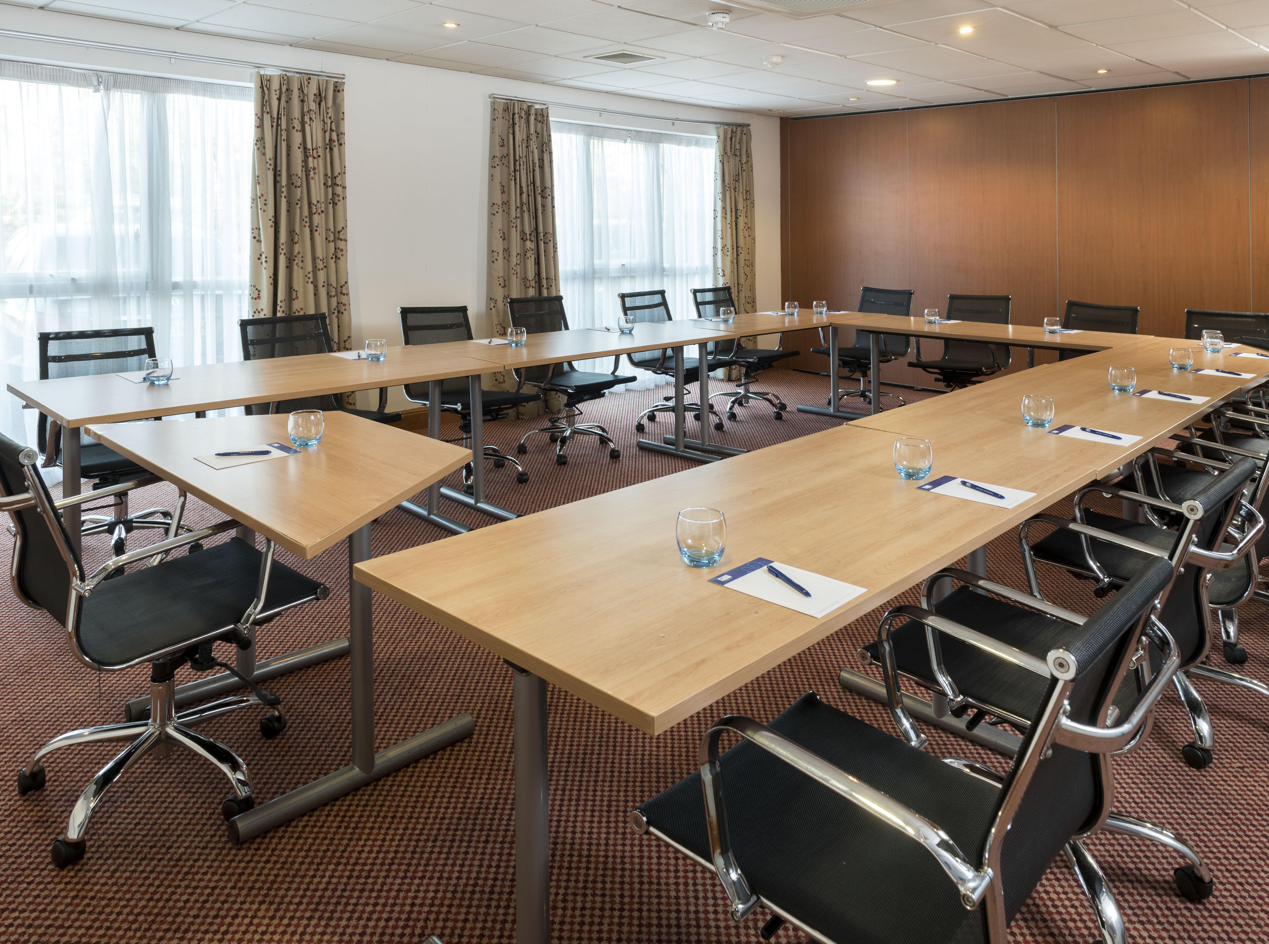 Holiday Inn Express Birmingham Star City By Ihg Exterior photo
